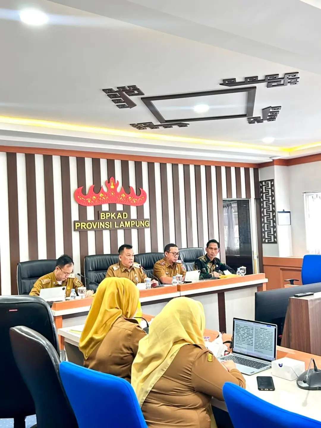Rapat Evaluasi Rancangan Peraturan Daerah
Kabupaten/Kota tentang Pertanggungjawaban
Pelaksanaan Anggaran Pendapatan Dan Belanja
Daerah Tahun Anggaran 2025
