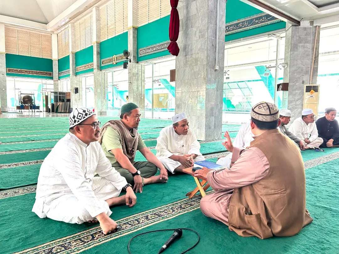 Sekretaris Daerah Kabupaten Mesuji BUDIMAN JAYA, S.STP., M.IP mengahdiri kegiatan pembinaan rohani (retreat) bagi para Sekretaris Daerah Kabupaten/Kota dalam rangka pengembangan kompetensi Aparatur Sipil Negara yang meliputi penguatan integritas, etika, dan karakter aparatur