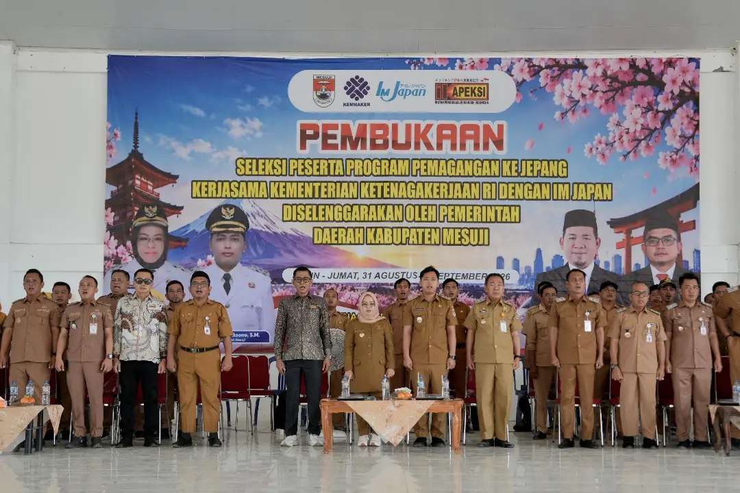 Bupati Mesuji Hj. ELFIANAH, S.E., M.IP Membuka Acara Seleksi Program Pemagangan ke Jepang yang di selenggarakan Oleh Dinas Tenaga Kerja dan Transmigrasi Kabupaten Mesuji