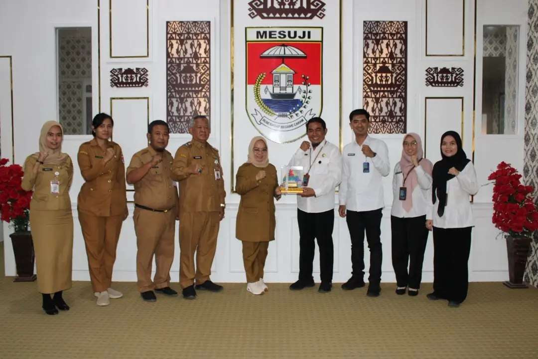 Bupati Mesuji Hj. ELFIANAH, S.E., M.IP menerima Audiensi Badan Peneyelenggara Jaminan Produk Halal Provinsi Lampung