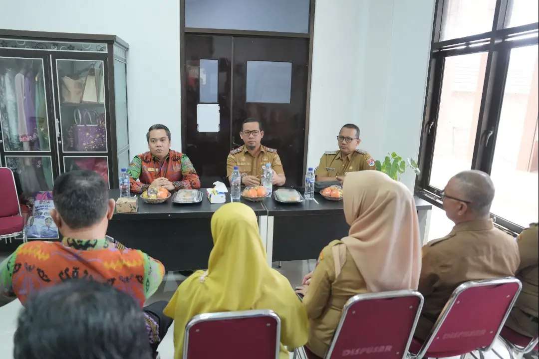 Sekretaris Daerah Kabupaten Mesuji BUDIMAN JAYA, S.STP., M.IP beserta jajaran menerima Kunjungan Ombudsman Republik Indonesia
Perwakilan Lampung